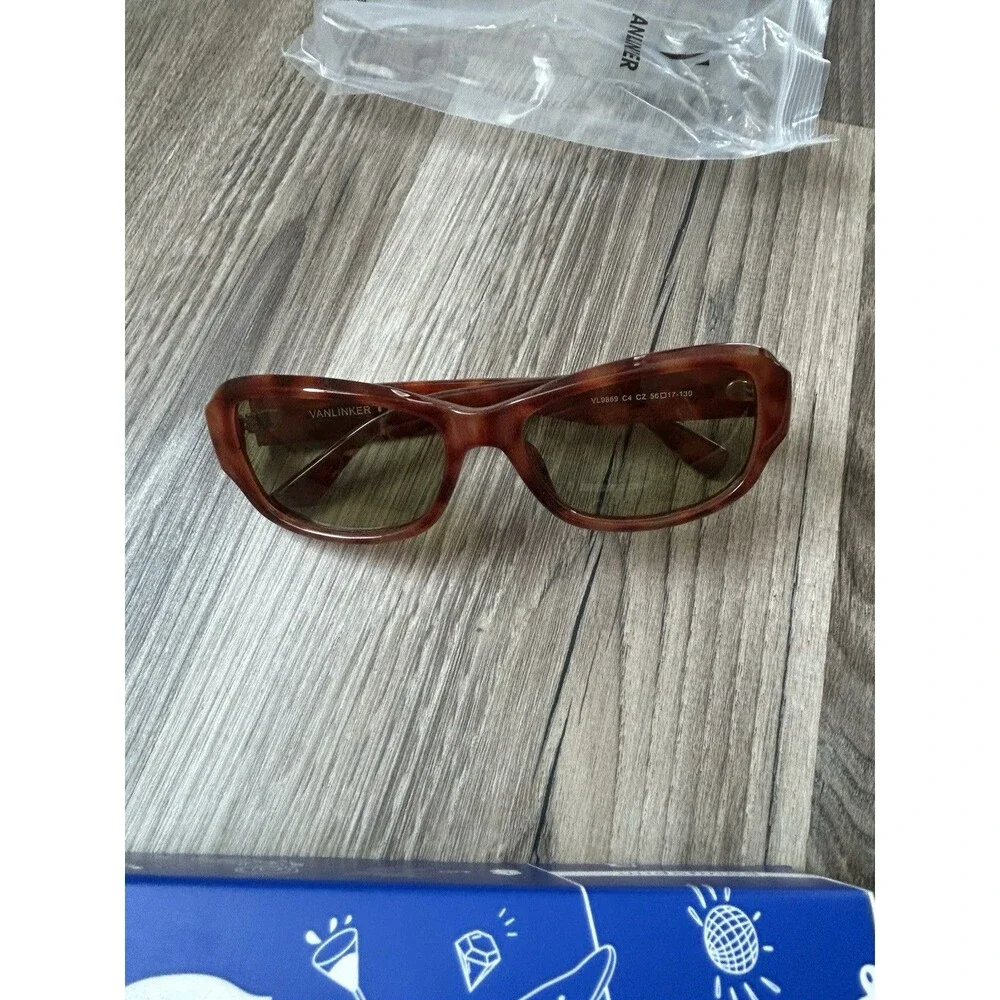 Vanlinker  Retro Polarized Rectangle Sunglasses Soft-Square Frame Tortoiseshell